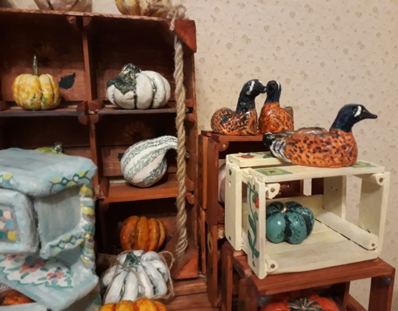 купить декоративные тыквы и буфет для интерьера дома в Краснодаре, pumpkin interior decor, design